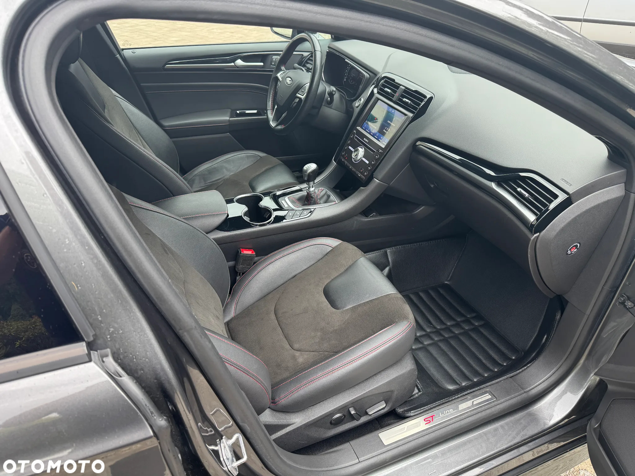 Ford Mondeo 1.5 EcoBoost ST-Line X - 12