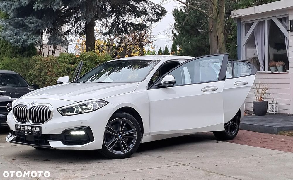 BMW Seria 1 118d ColorVision Edition sport - 38