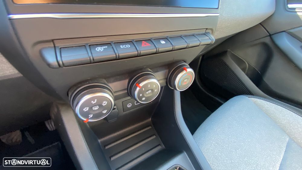 Renault Clio 1.0 TCe Techno - 45