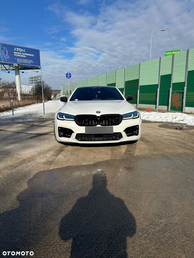 BMW Seria 5 M550i xDrive sport - 3