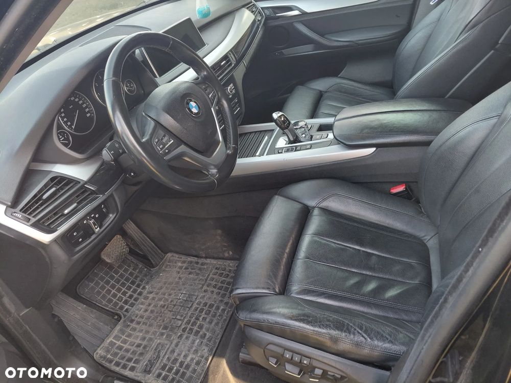 BMW X5 xDrive30d Sport-Aut - 27