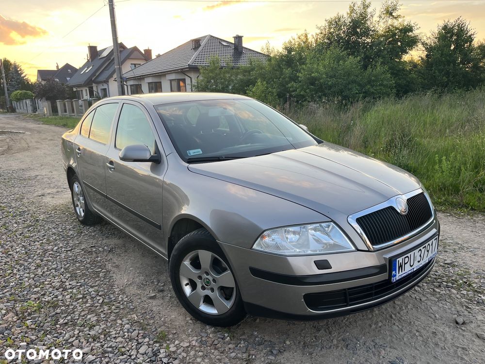 Skoda Octavia 1.6 Ambition - 14