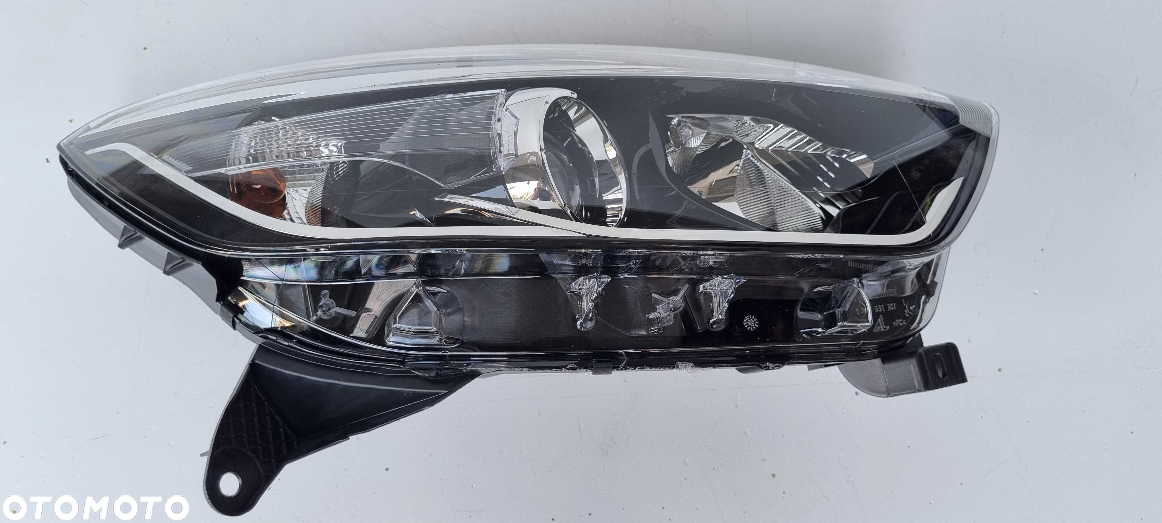 RENAULT CAPTUR I Lampa Reflektor Prawy r13-19 NOWY Kraków - 6