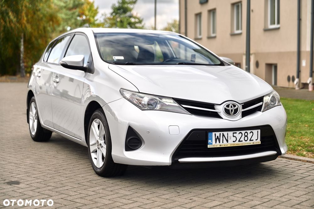 Toyota Auris 1.6 Dynamic - 22