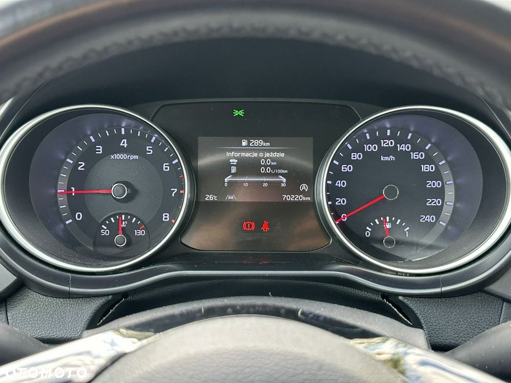 Kia Ceed - 25