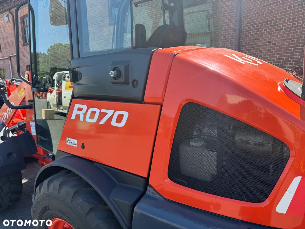 Kubota R070 - 18