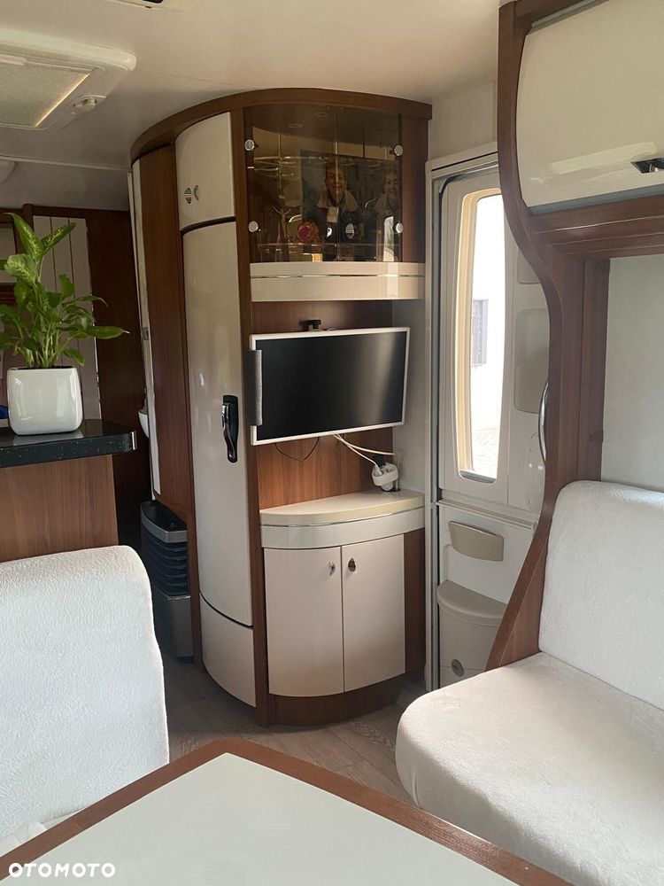 Hobby PREMIUM 560 CFE - 12