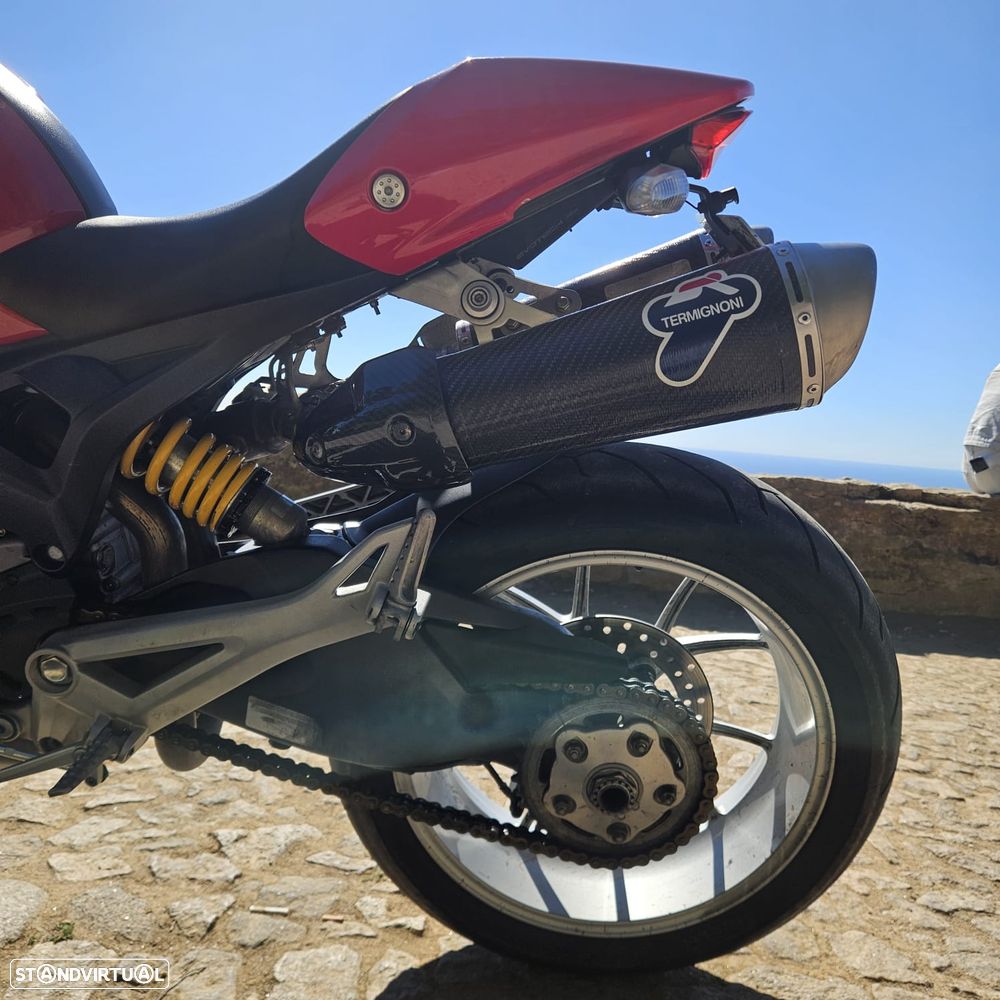 Ducati Monster 1100 - 6