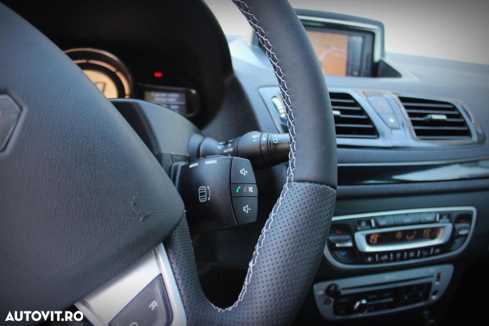 Renault Megane 1.5 dCi Expression - 10