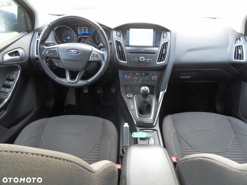 Ford Focus 1.0 EcoBoost Titanium ASS - 14