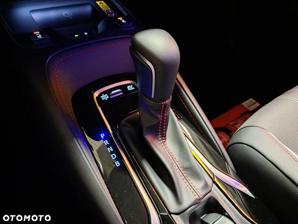 Toyota Corolla 1.8 Hybrid GR Sport - 23