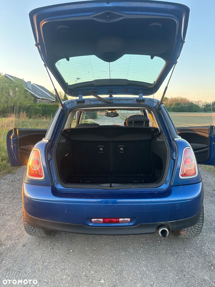 MINI ONE D - 8