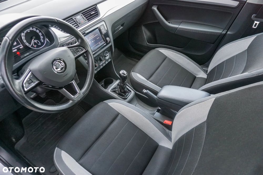 Skoda RAPID 1.0 TSI Ambition - 23