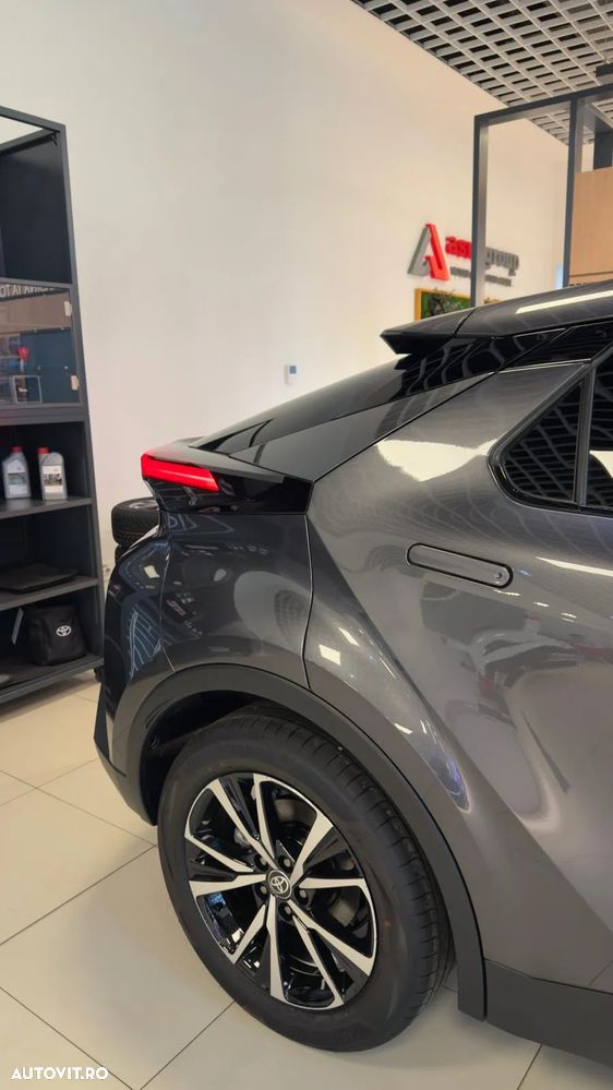Toyota C-HR - 6