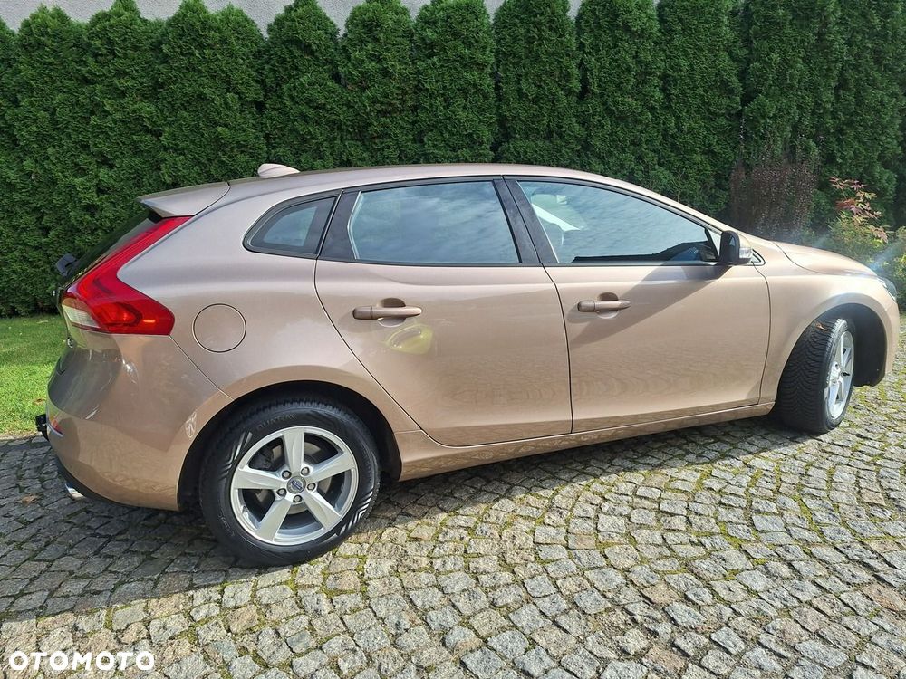 Volvo V40 T2 Kinetic - 37