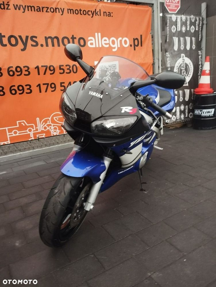 Yamaha R6 - 3