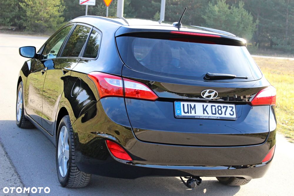 Hyundai i30 blue Kombi 1.6 GDi Style - 7