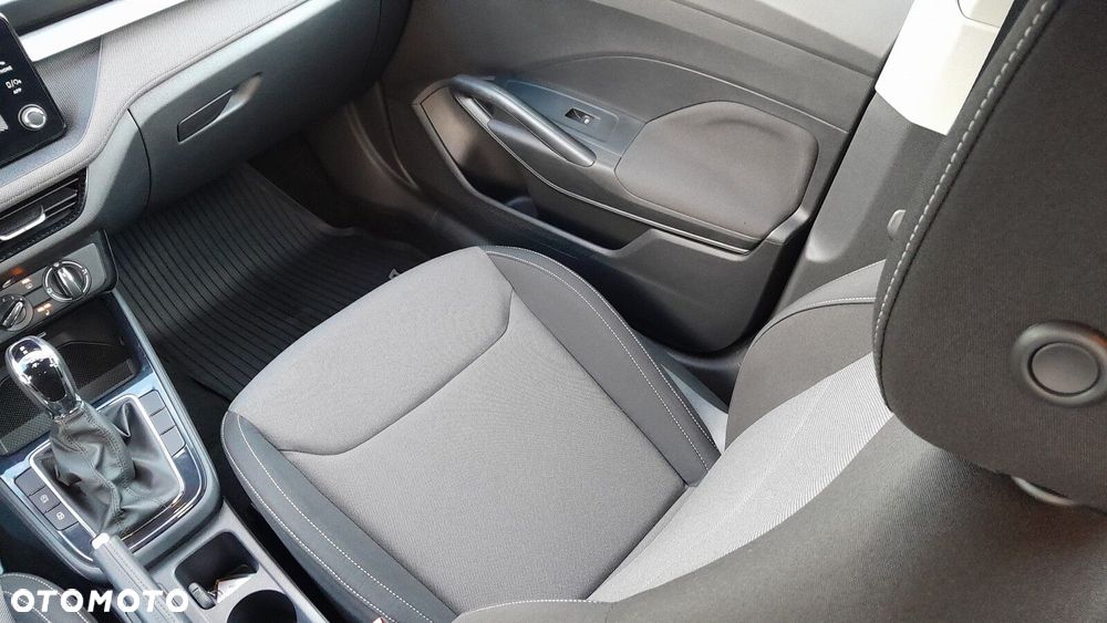 Skoda Fabia 1.0 TSI Selection DSG - 21