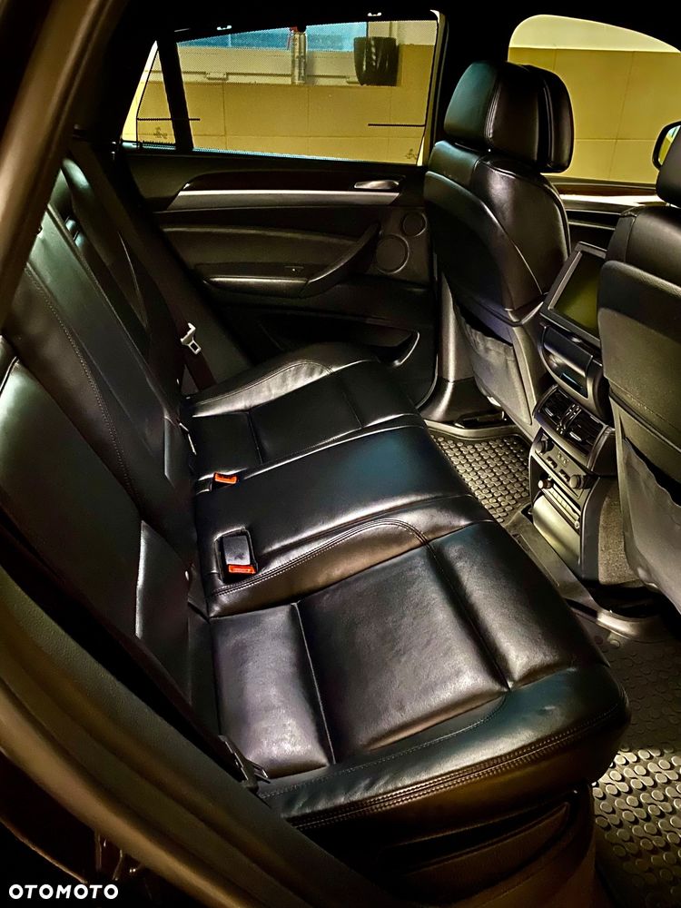 BMW X6 xDrive40d - 19