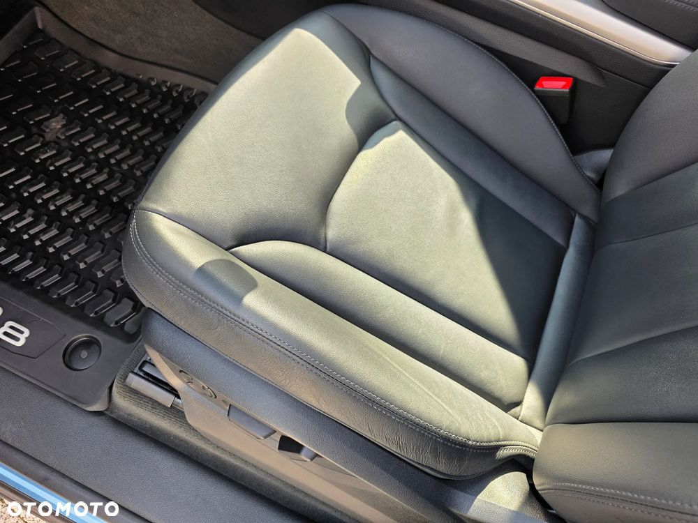 Audi Q8 - 15