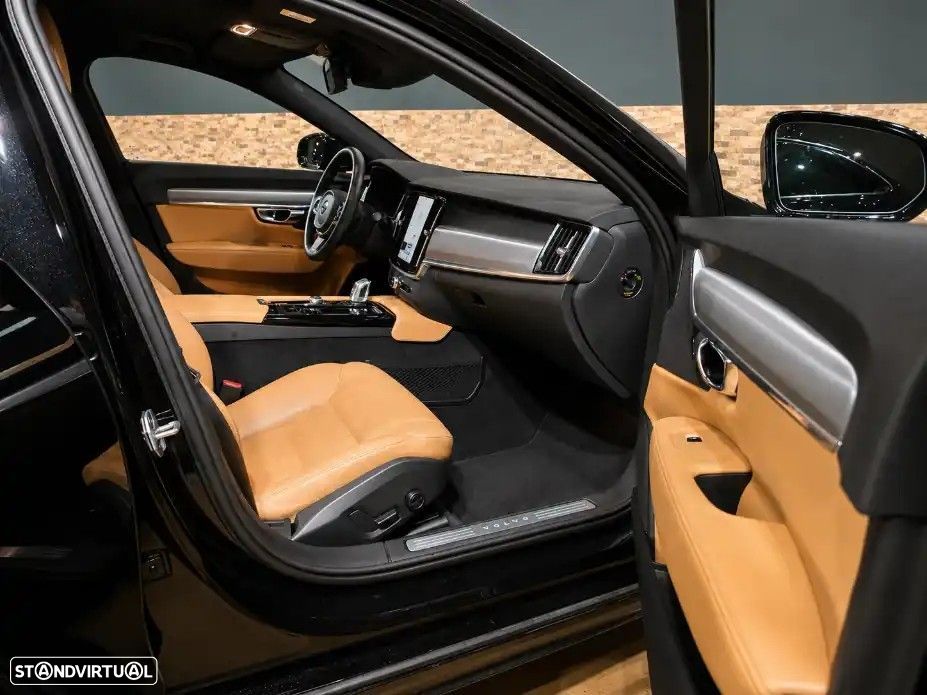 Volvo S90 2.0 T8 Momentum AWD Geartronic - 12