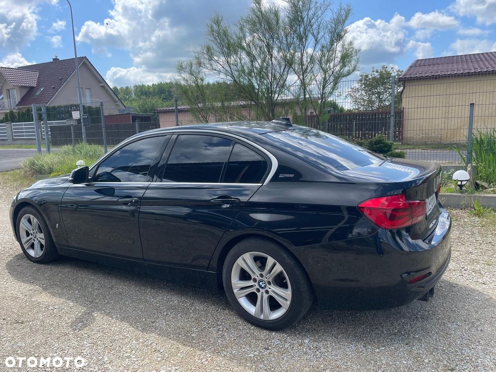 BMW Seria 3 330e iPerformance Sport Line - 4