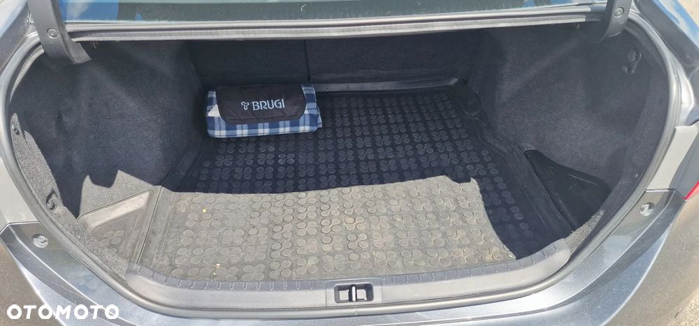 Toyota Corolla 1.6 Premium MS - 11