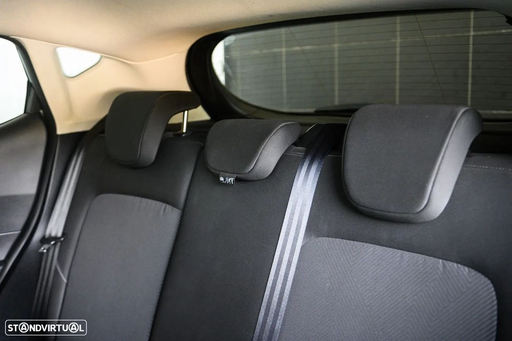 Ford Fiesta 1.0 EcoBoost Trend Connected - 27