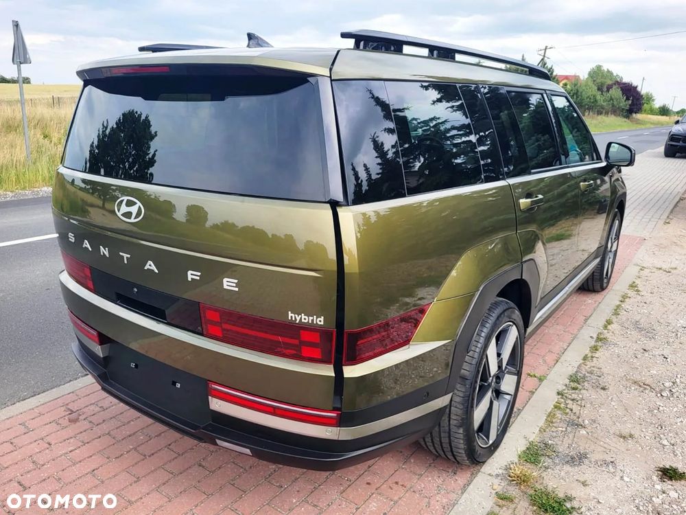 Hyundai Santa Fe 1.6 HEV 4WD SEVEN Signature - 3
