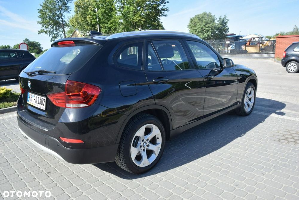 BMW X1 xDrive18d - 14