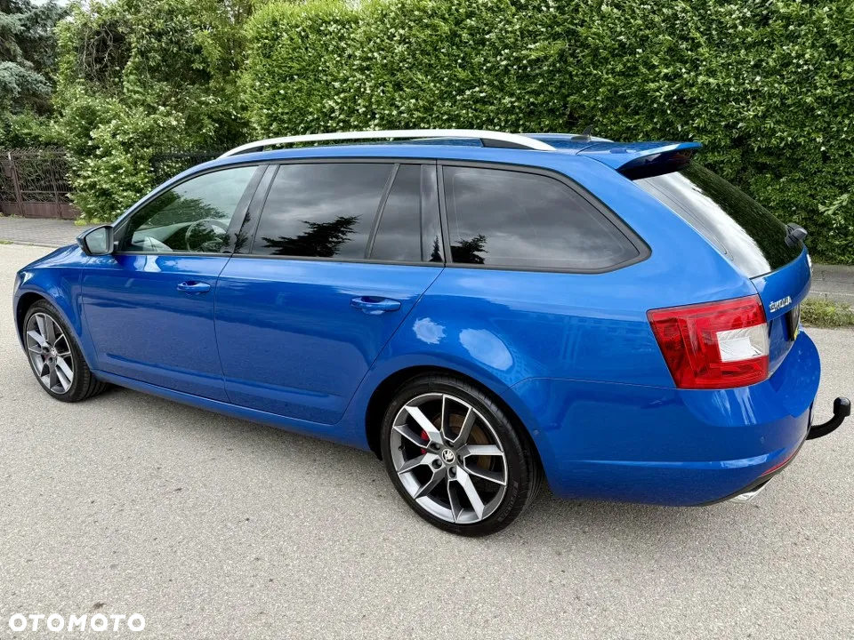 Skoda Octavia 2.0 TSI RS - 8