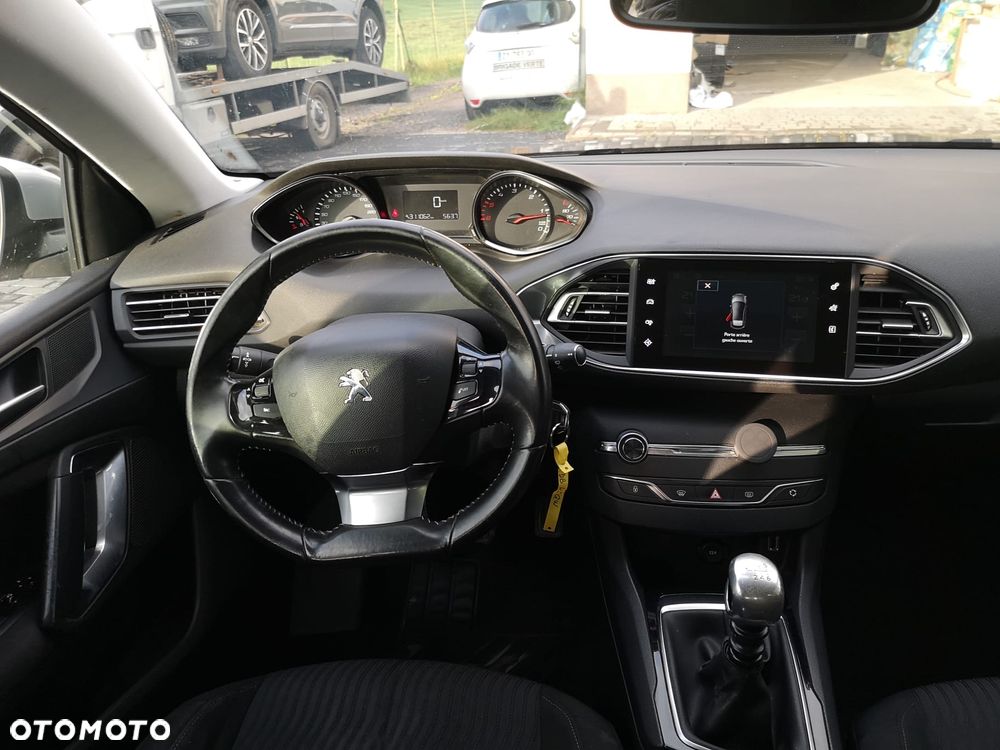 Peugeot 308 e-HDi FAP 115 Stop&Start Style - 31