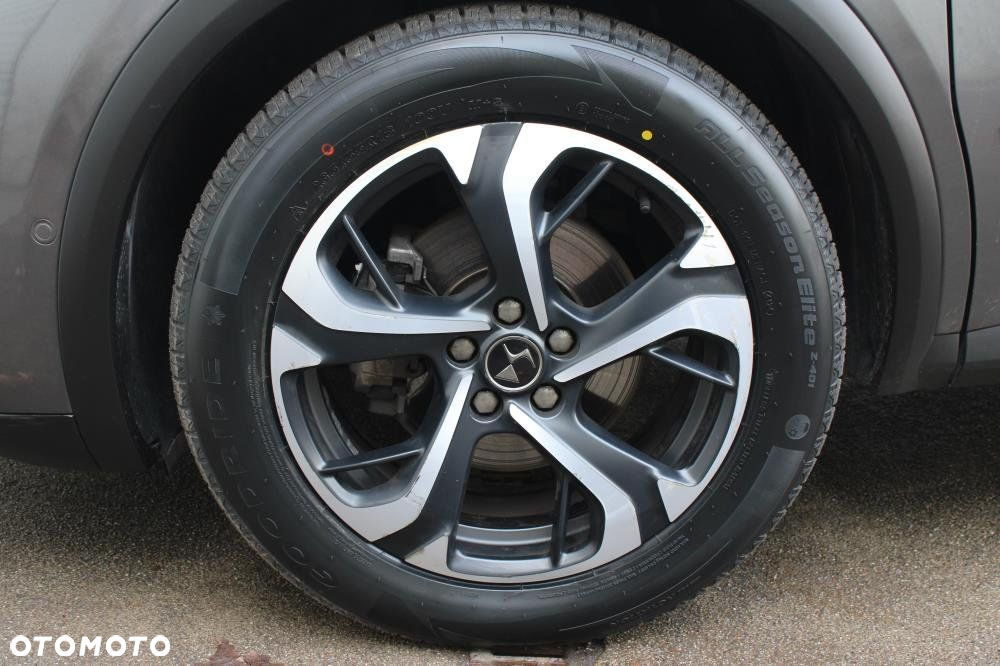 DS Automobiles DS 7 Crossback - 35