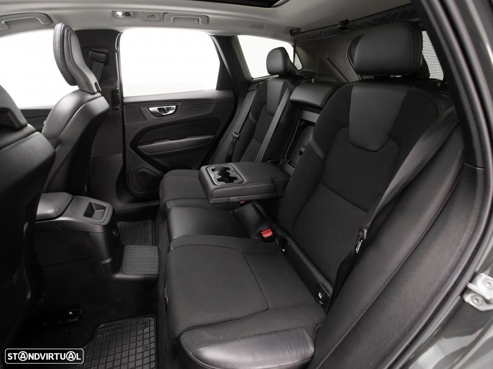 Volvo XC 60 2.0 T8 PHEV Inscription Expression AWD - 11