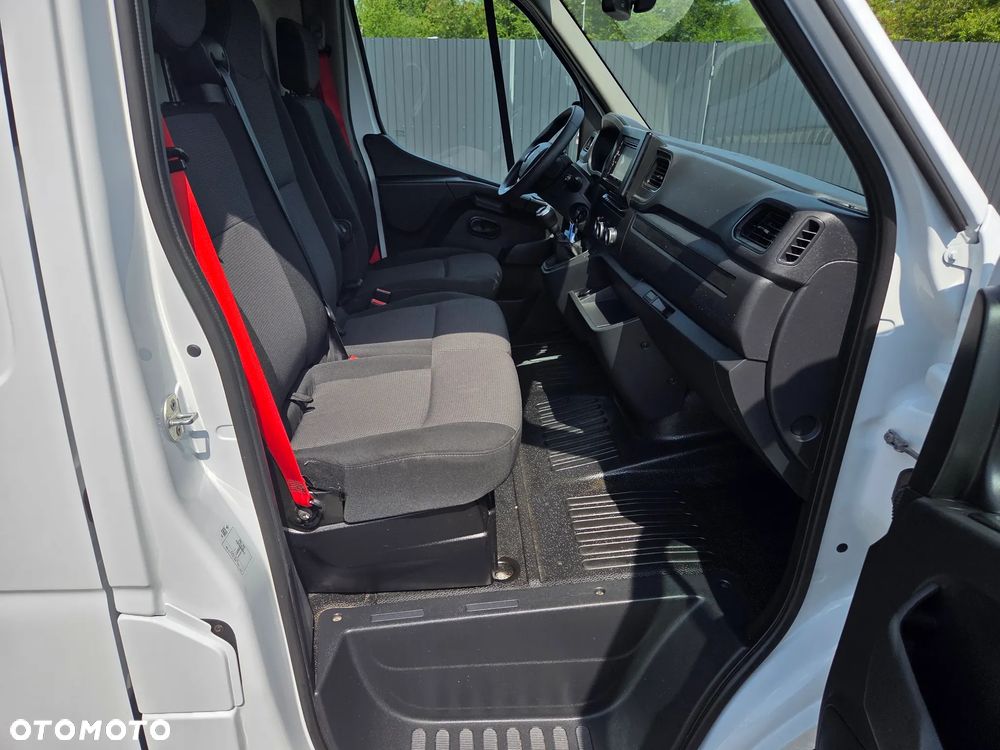 Renault Master - 24