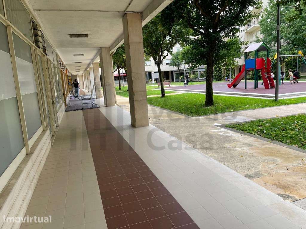 Vende-se Loja Comercial - Braga - Grande imagem: 3/8