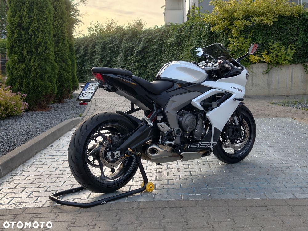 Triumph Daytona - 4