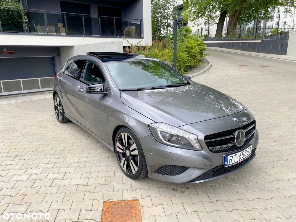 Mercedes-Benz Klasa A 200 (BlueEFFICIENCY) AMG Sport - 4