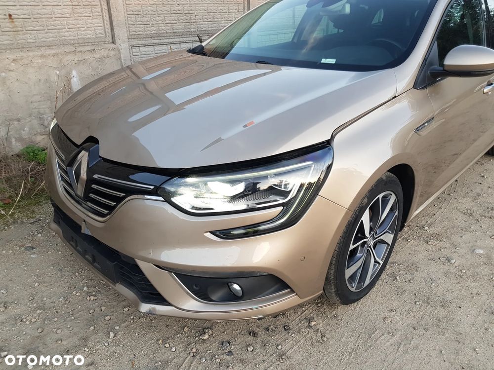 Renault Megane 1.5 dCi Bose - 8