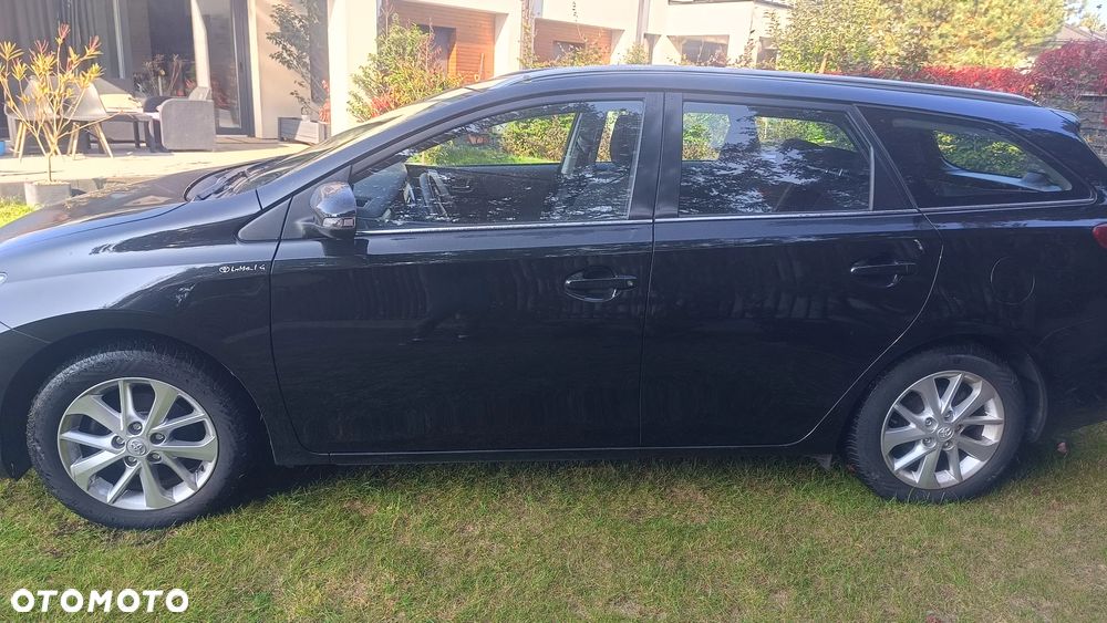 Toyota Auris 1.6 Premium Comfort - 16