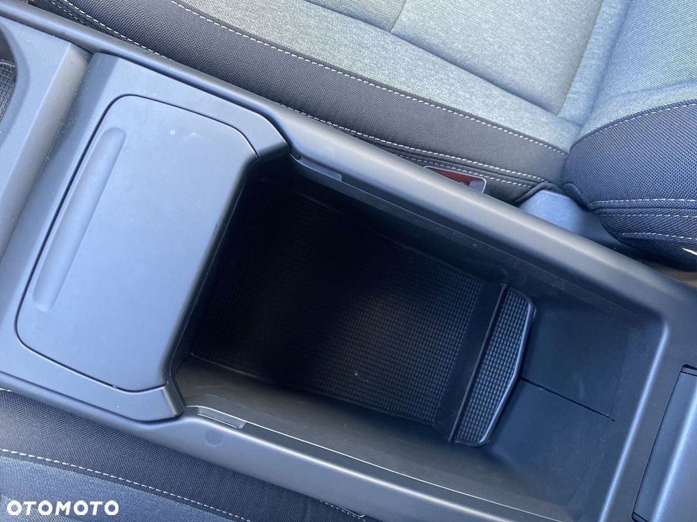 Volvo XC 40 - 26