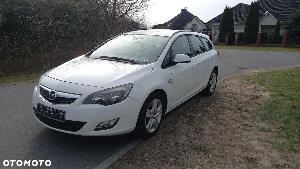 Opel Astra 1.7 CDTI DPF White Edition - 1