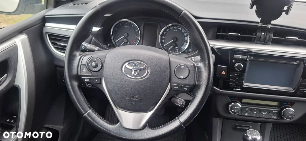 Toyota Corolla 1.6 Premium EU6 - 12