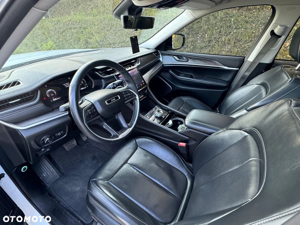 Jeep Grand Cherokee 3.6 V6 Overland - 33