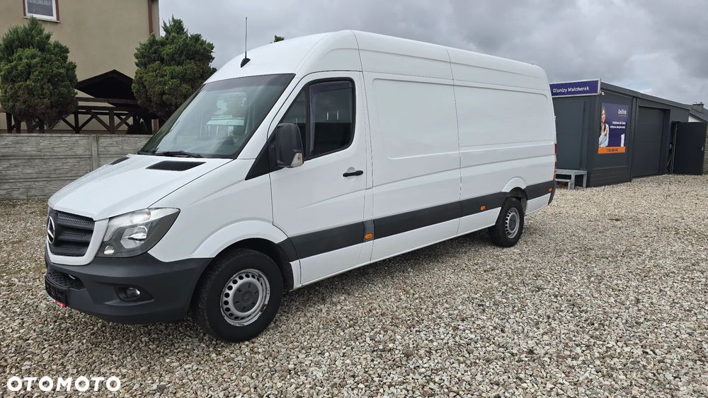 Mercedes-Benz Sprinter - 1