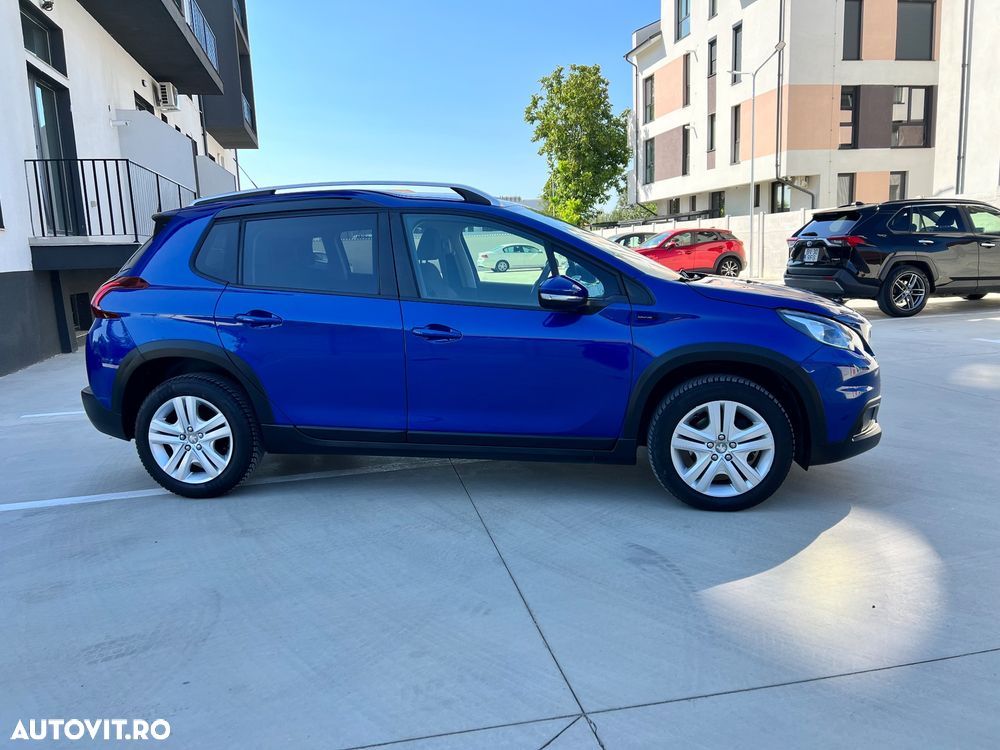 Peugeot 2008 PureTech 110 GPF Stop&Start EAT6 Signature - 9
