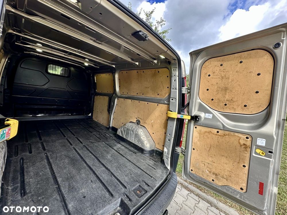 Ford Transit Custom - 28