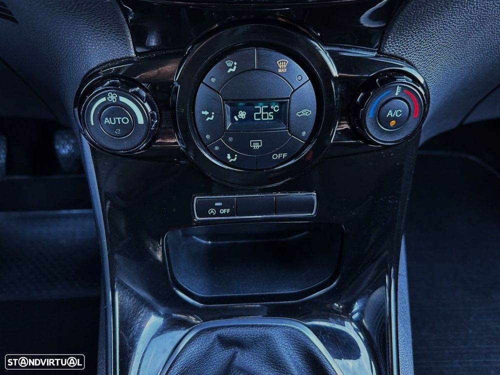 Ford Fiesta 1.0 T EcoBoost Titanium - 16