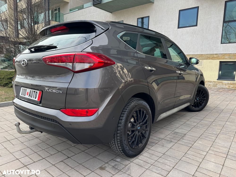 Hyundai Tucson blue 1.7 CRDi 2WD DCT Premium - 16