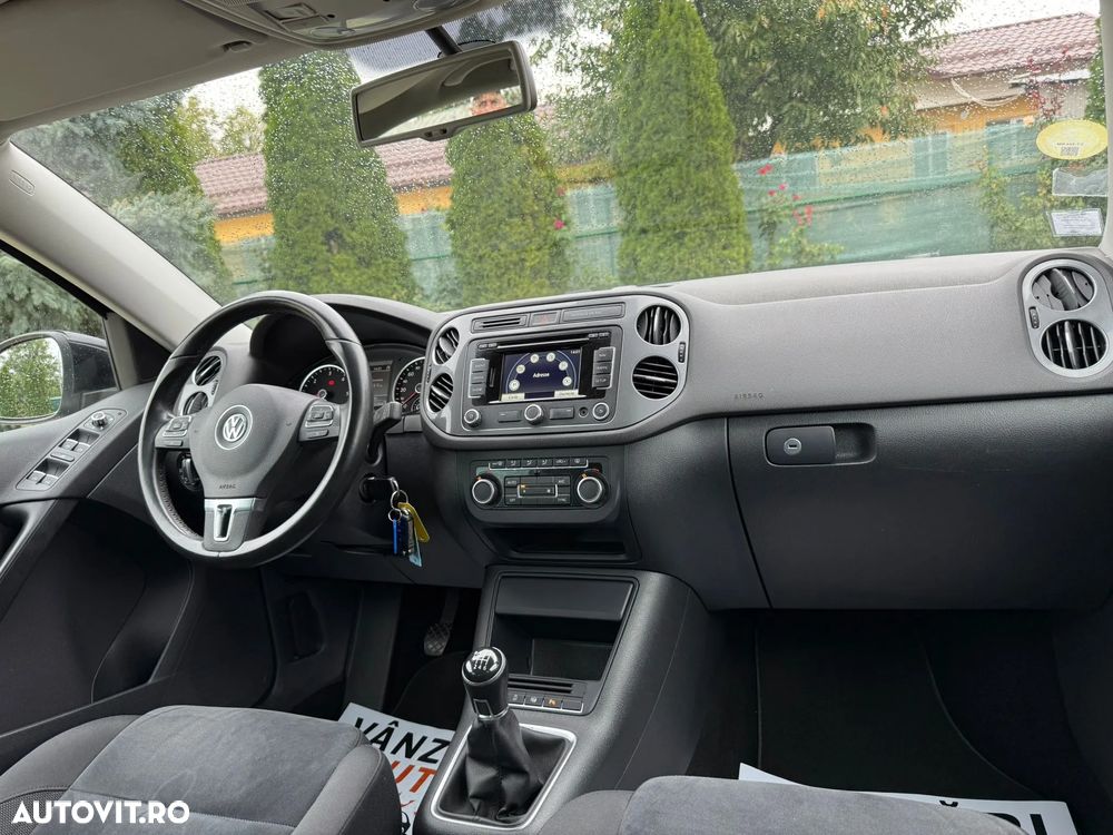 Volkswagen Tiguan 2.0 TDI DPF 4Motion BlueMotion Technology Lounge Track & Style - 10